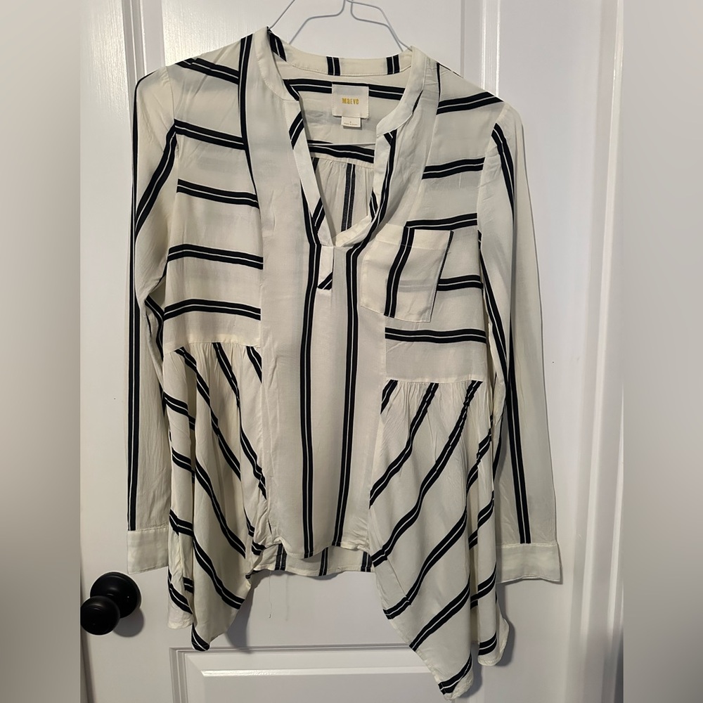 Anthropologie Maeve striped shirt size 0 in like new condition.